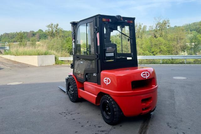 EP EFX-301 - Forklift listrik: gambar 2 EP EFX-301 - Forklift listrik: gambar 2