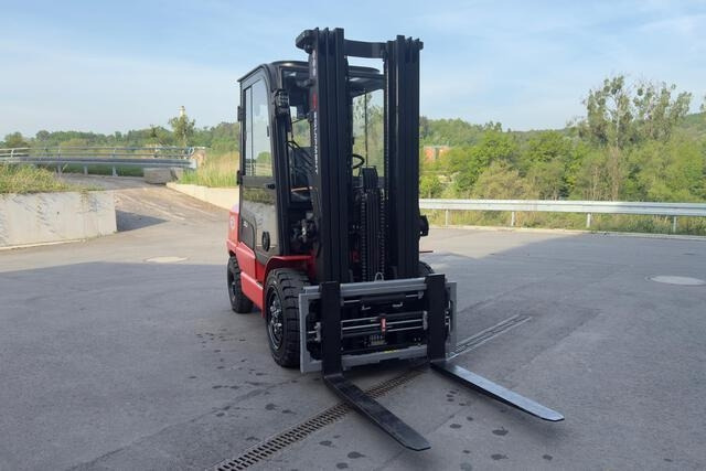 EP EFX-301 - Forklift listrik: gambar 4 EP EFX-301 - Forklift listrik: gambar 4