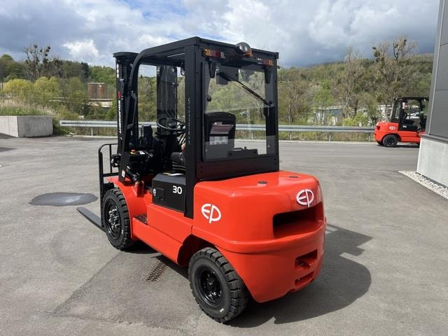 EP EFXZ301 - Forklift listrik: gambar 2 EP EFXZ301 - Forklift listrik: gambar 2