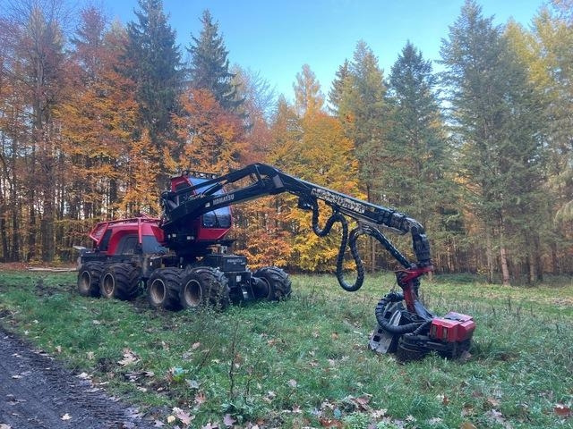 Komatsu XH901XC-6 - Peralatan pemanen: gambar 4 Komatsu XH901XC-6 - Peralatan pemanen: gambar 4