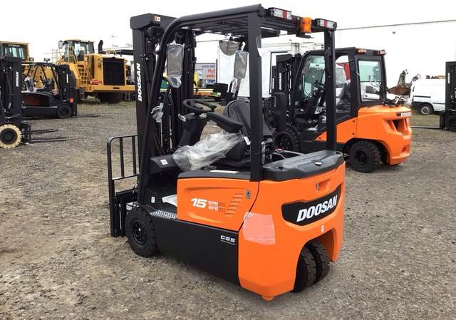 Doosan B15T-7 PLUS - Forklift listrik: gambar 2 Doosan B15T-7 PLUS - Forklift listrik: gambar 2