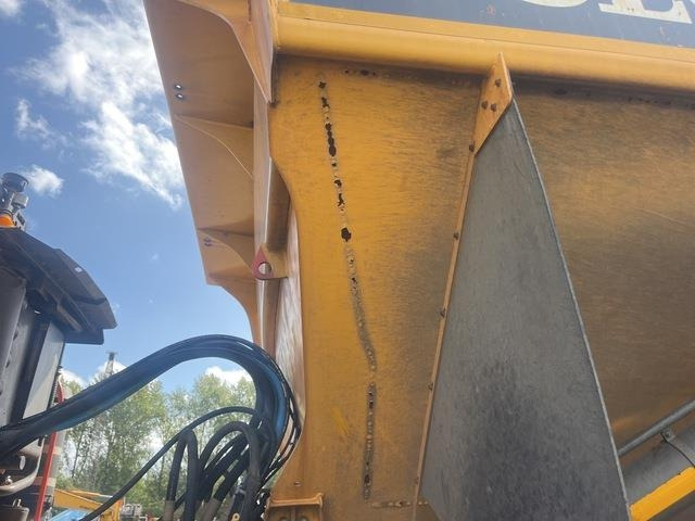 Tempat sampah artikulasi Volvo A60H: gambar 20 Tempat sampah artikulasi Volvo A60H: gambar 20