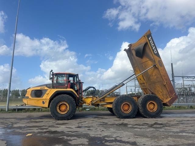 Tempat sampah artikulasi Volvo A60H: gambar 16 Tempat sampah artikulasi Volvo A60H: gambar 16