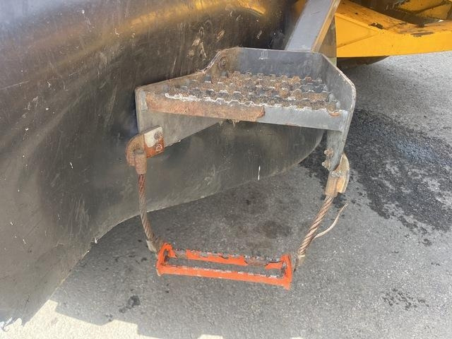 Tempat sampah artikulasi Volvo A60H: gambar 11 Tempat sampah artikulasi Volvo A60H: gambar 11