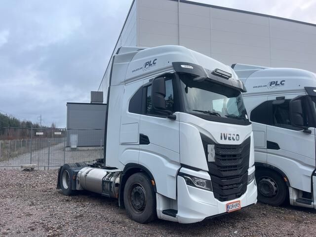 Iveco S-Way 460 - Tractor head: gambar 4 Iveco S-Way 460 - Tractor head: gambar 4