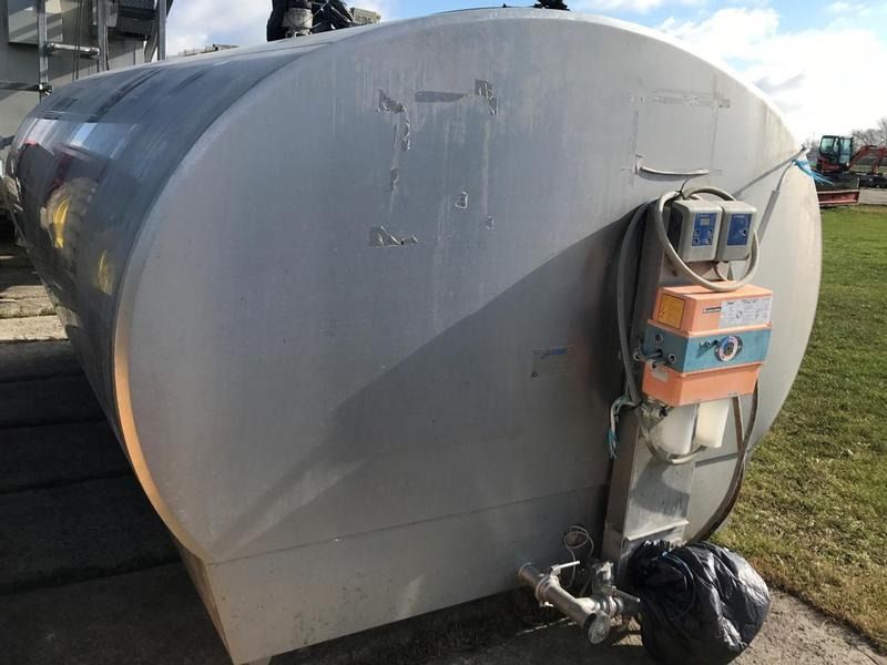 DeLaval HCAN 10000L - Tangki air: gambar 2 DeLaval HCAN 10000L - Tangki air: gambar 2