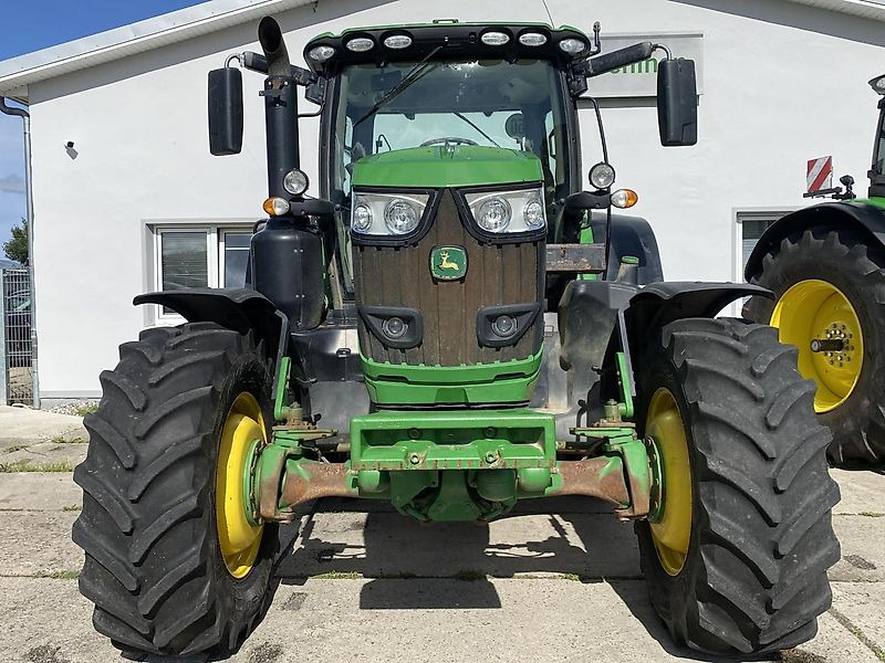 John Deere 6215R AutoPowr - Traktor: gambar 3 John Deere 6215R AutoPowr - Traktor: gambar 3