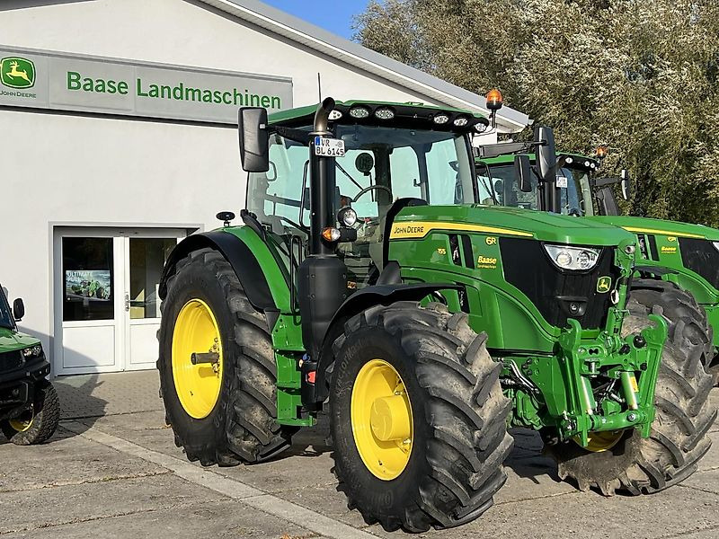 John Deere 6R155 AutoPowr IVT 50 km/h - Traktor: gambar 1 John Deere 6R155 AutoPowr IVT 50 km/h - Traktor: gambar 1
