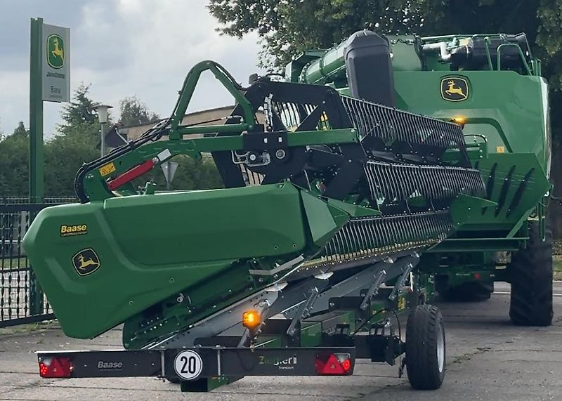 John Deere T5 400 + 6,70m Vario-Schneidwerk - Pemanen gabungan: gambar 4 John Deere T5 400 + 6,70m Vario-Schneidwerk - Pemanen gabungan: gambar 4