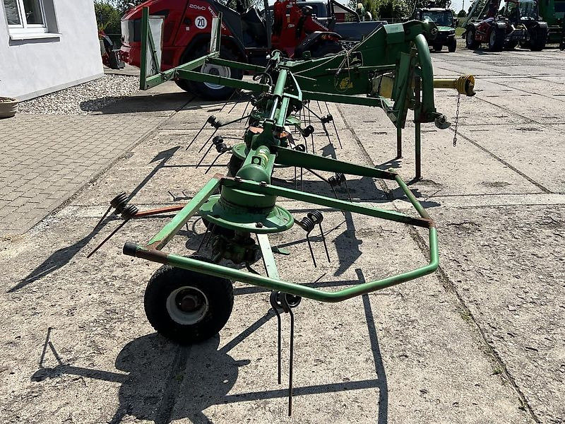 Kuhn GF 630 1MH - John Deere - Tedder/ Menyapu: gambar 3 Kuhn GF 630 1MH - John Deere - Tedder/ Menyapu: gambar 3