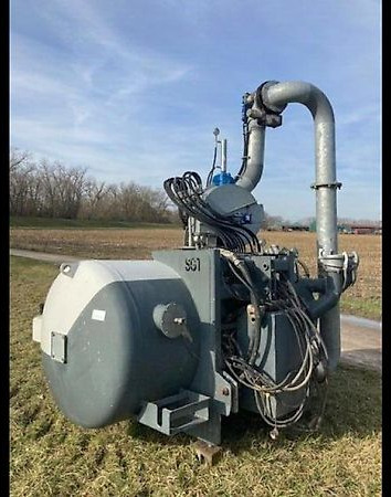 SGT Fronttank + Guelleaufbau Xerion 3800 VC - Kapal tanker bubur: gambar 3 SGT Fronttank + Guelleaufbau Xerion 3800 VC - Kapal tanker bubur: gambar 3