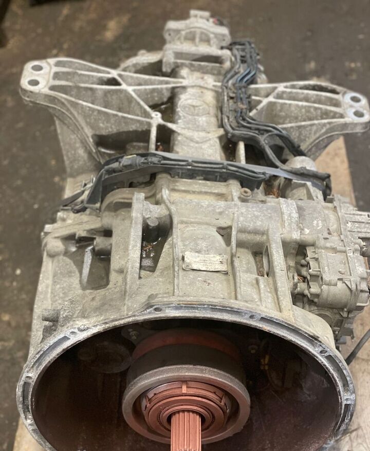 Mercedes-Benz G 281-12 MP4 Mercedes-Benz Actros - Gearbox untuk Truk: gambar 1 Mercedes-Benz G 281-12 MP4 Mercedes-Benz Actros - Gearbox untuk Truk: gambar 1