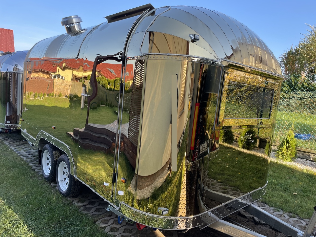 SHINE Summer S GOLD - Trailer penjual: gambar 1 SHINE Summer S GOLD - Trailer penjual: gambar 1