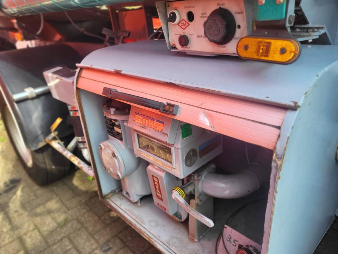 Truk tangki Renault Midliner 150: gambar 18
