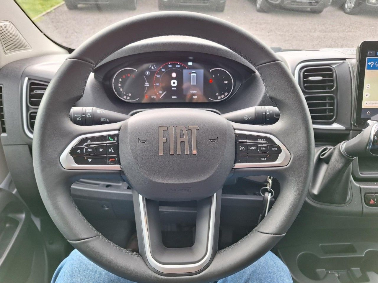 Leasing  Fiat Ducato 35 Kasten Doka 6-Sitze L3H2 AG KLIMA Navi Fiat Ducato 35 Kasten Doka 6-Sitze L3H2 AG KLIMA Navi: gambar 9