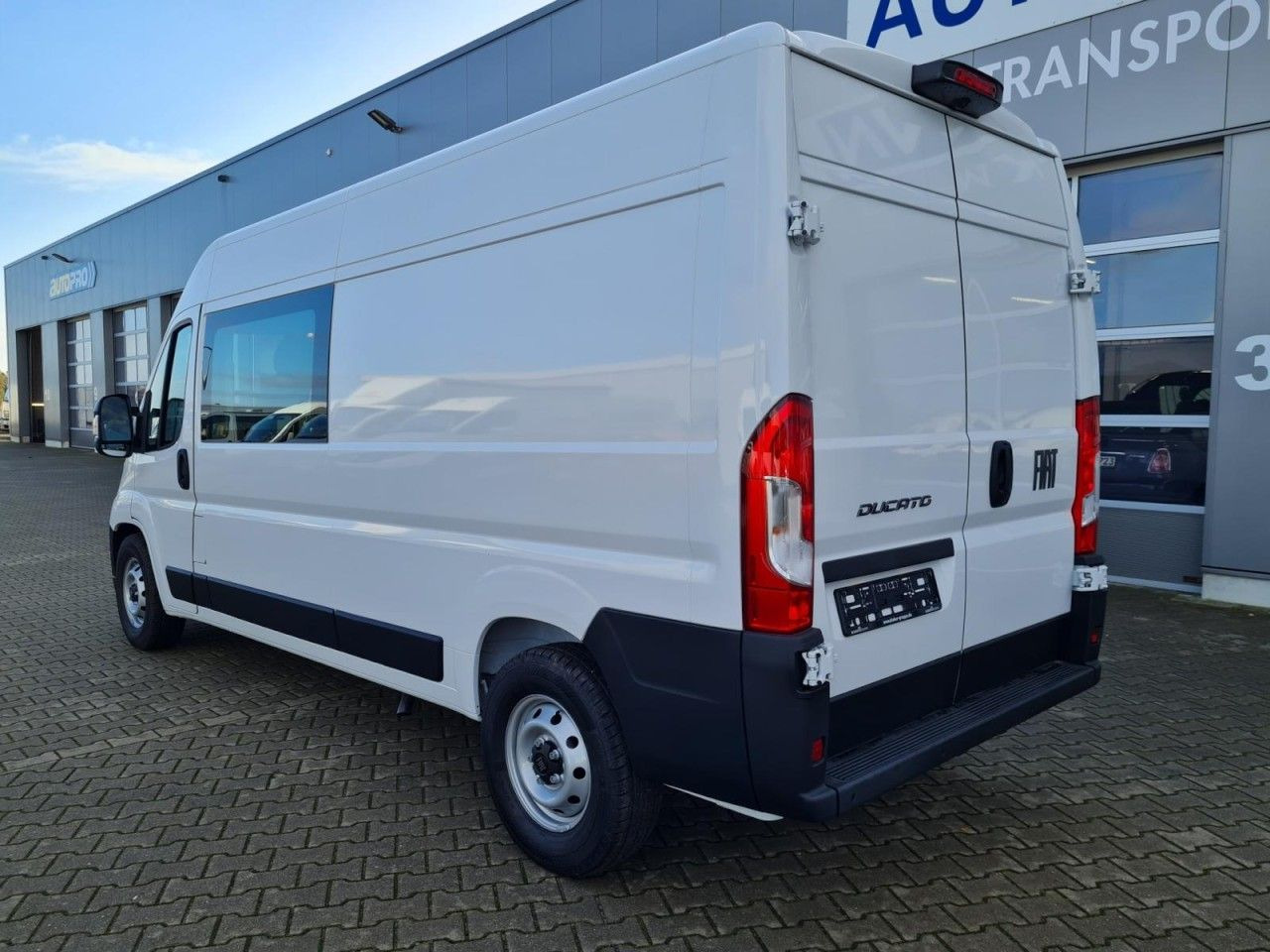 Leasing  Fiat Ducato 35 Kasten Doka 6-Sitze L3H2 AG KLIMA Navi Fiat Ducato 35 Kasten Doka 6-Sitze L3H2 AG KLIMA Navi: gambar 6