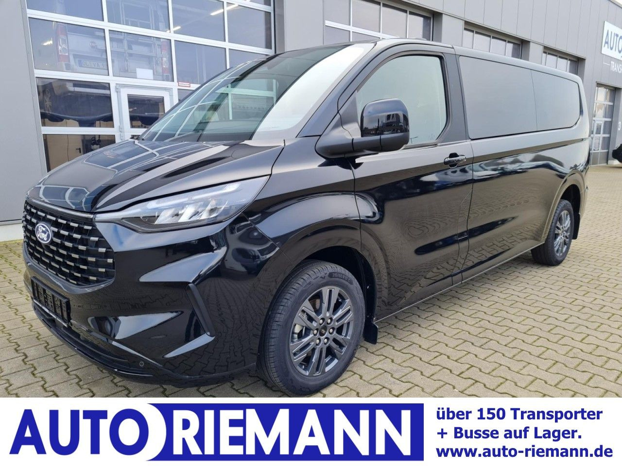 Ford Tourneo Custom 320 L2 Titanium 9 Sitze STANDHZ - Van penumpang: gambar 1 Ford Tourneo Custom 320 L2 Titanium 9 Sitze STANDHZ - Van penumpang: gambar 1