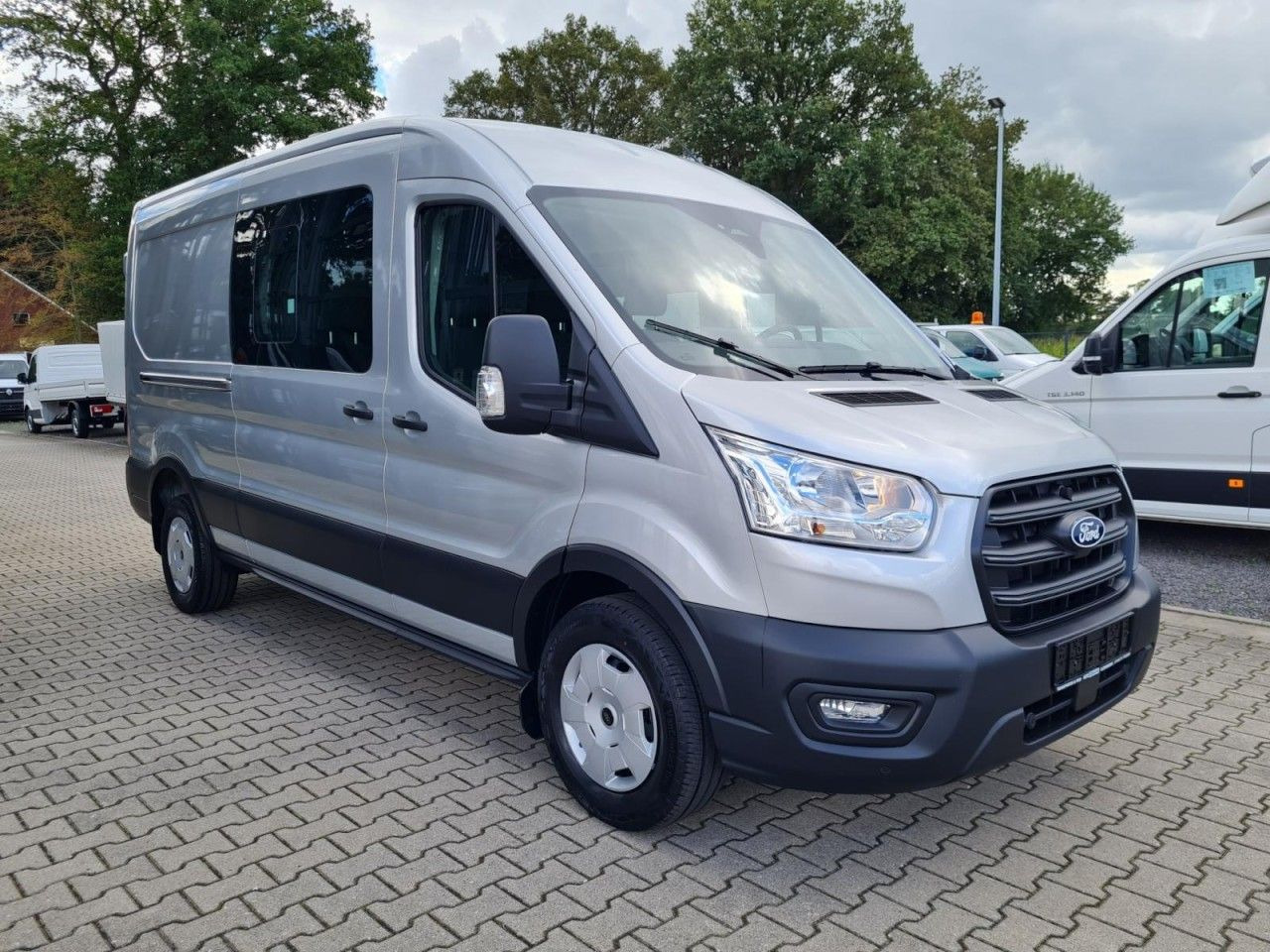 Ford Transit 3,5t Kasten Doka TDCi L3 Trend AHK PDC K - Van panel, Van kombi: gambar 3 Ford Transit 3,5t Kasten Doka TDCi L3 Trend AHK PDC K - Van panel, Van kombi: gambar 3