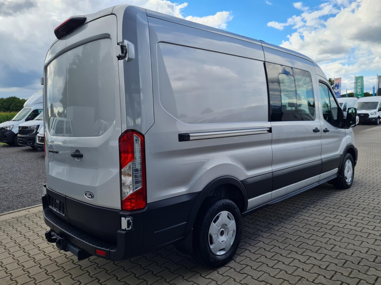 Ford Transit 3,5t Kasten Doka TDCi L3 Trend AHK PDC KAMERA - Van panel, Van kombi: gambar 4 Ford Transit 3,5t Kasten Doka TDCi L3 Trend AHK PDC KAMERA - Van panel, Van kombi: gambar 4
