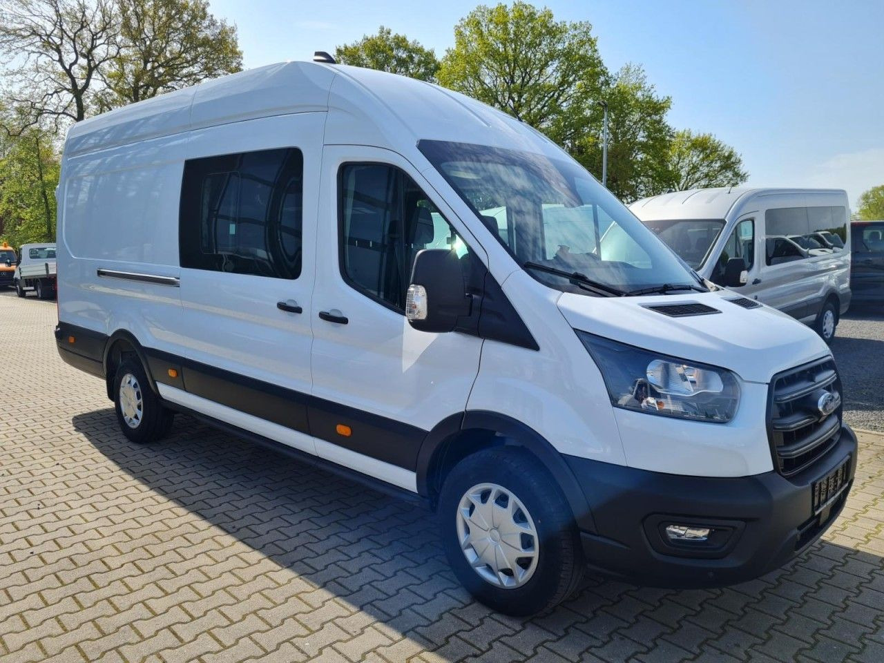 Ford Transit 350 Kasten Doka L4H3 Trend Mixto RWD - Van panel, Van kombi: gambar 3 Ford Transit 350 Kasten Doka L4H3 Trend Mixto RWD - Van panel, Van kombi: gambar 3