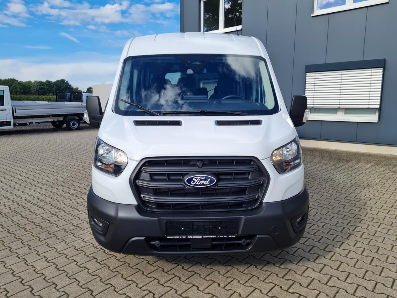 Ford Transit 350 Kombi TDCi L3 Trend 9 Sitzer AUTOMATIK - Bus mini, Van penumpang: gambar 2 Ford Transit 350 Kombi TDCi L3 Trend 9 Sitzer AUTOMATIK - Bus mini, Van penumpang: gambar 2