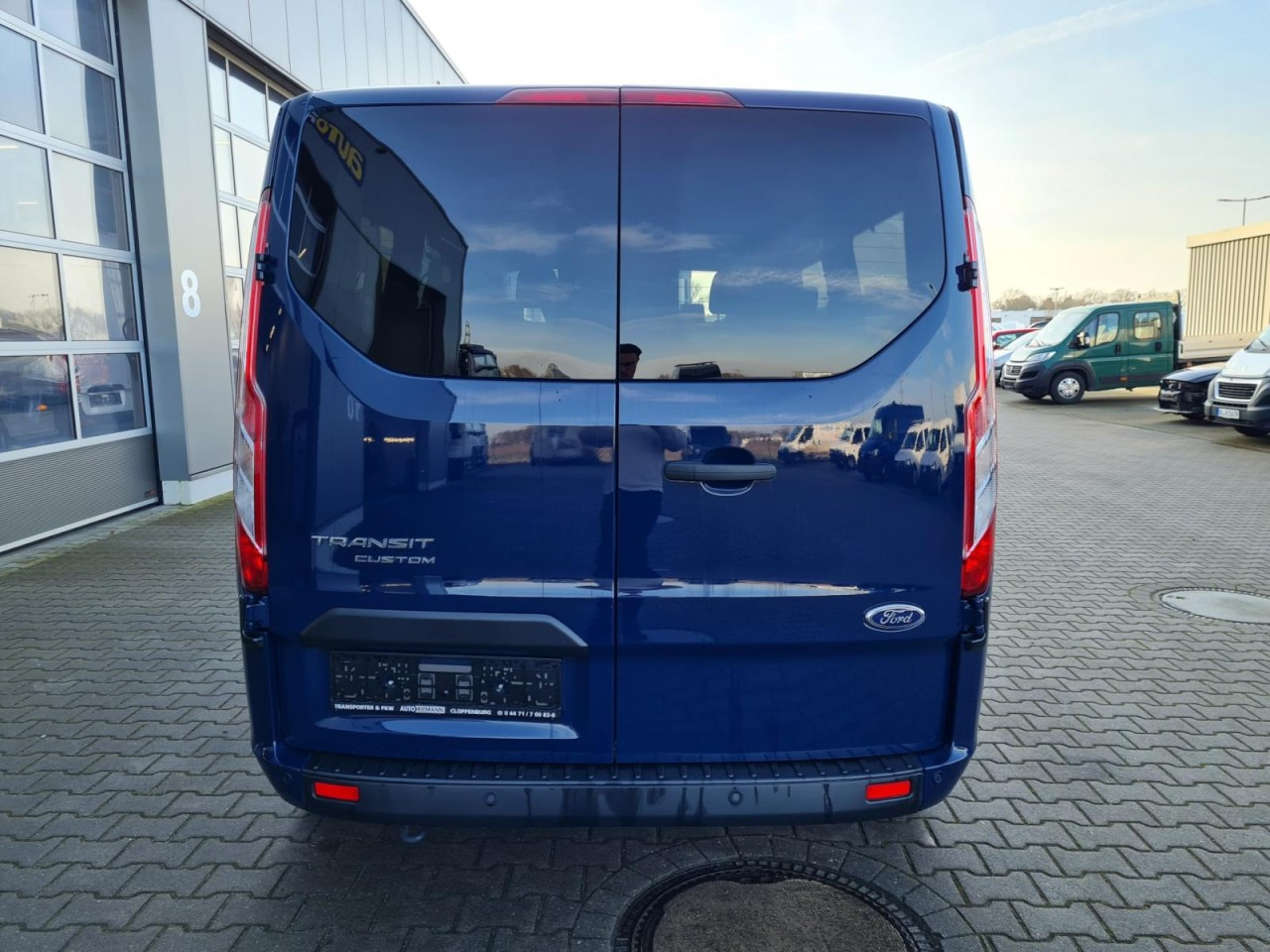 Ford Transit Custom Kombi 320 L2 Trend 9 Sitze PDC - Bus mini, Van penumpang: gambar 5 Ford Transit Custom Kombi 320 L2 Trend 9 Sitze PDC - Bus mini, Van penumpang: gambar 5