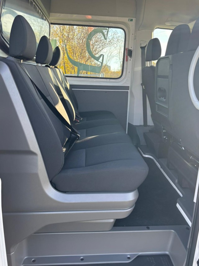 Man TGE 3.140 Kasten Doka Mixto L3H3 - Van panel, Van kombi: gambar 5 Man TGE 3.140 Kasten Doka Mixto L3H3 - Van panel, Van kombi: gambar 5