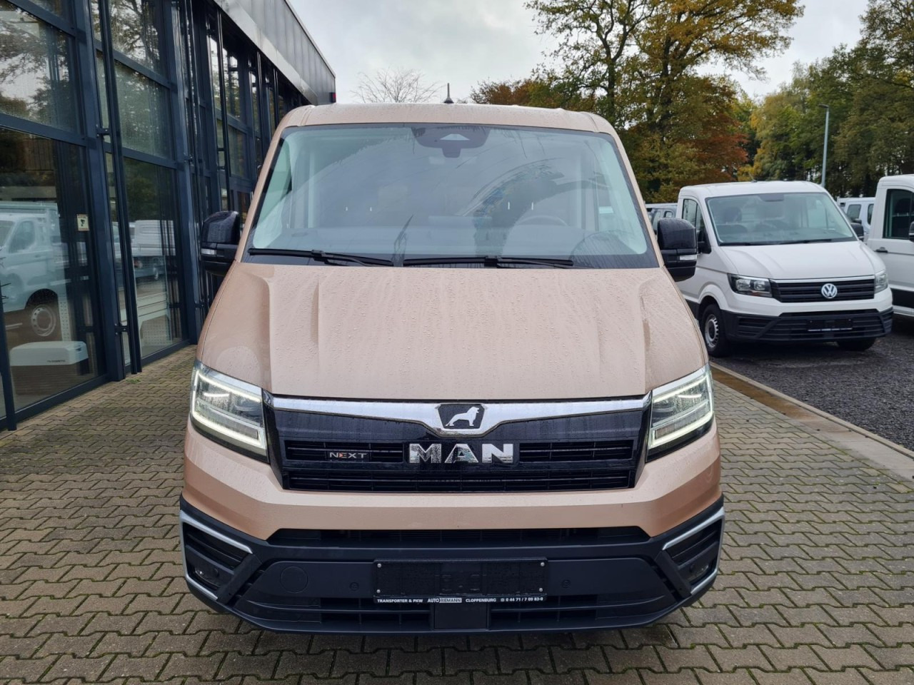 Man TGE 3.180 TDi Kombi 9 Sitze ALU KAMERA LED LEDER Sonderumbau - Van kombi: gambar 2 Man TGE 3.180 TDi Kombi 9 Sitze ALU KAMERA LED LEDER Sonderumbau - Van kombi: gambar 2