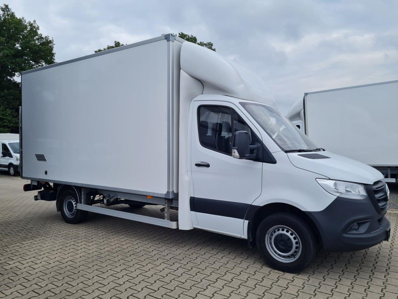 Mercedes-Benz Sprinter 315 CDI Koffer LBW RWD KLIMA TEMPOMAT - Van box: gambar 3 Mercedes-Benz Sprinter 315 CDI Koffer LBW RWD KLIMA TEMPOMAT - Van box: gambar 3