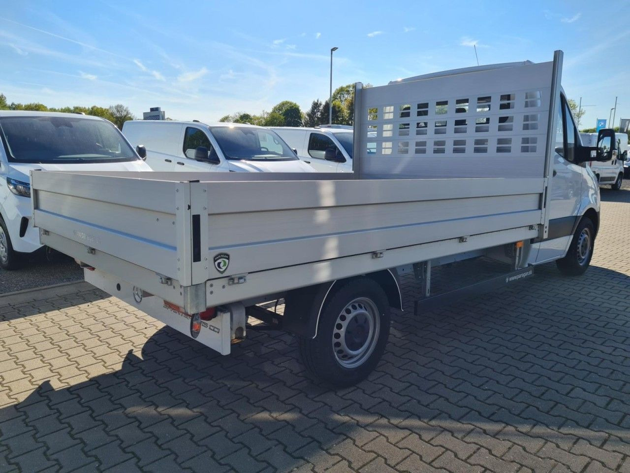 Mercedes-Benz Sprinter 315 CDI Pritsche MR L3 KLIMA TEMPOMAT - Van flatbed: gambar 4 Mercedes-Benz Sprinter 315 CDI Pritsche MR L3 KLIMA TEMPOMAT - Van flatbed: gambar 4