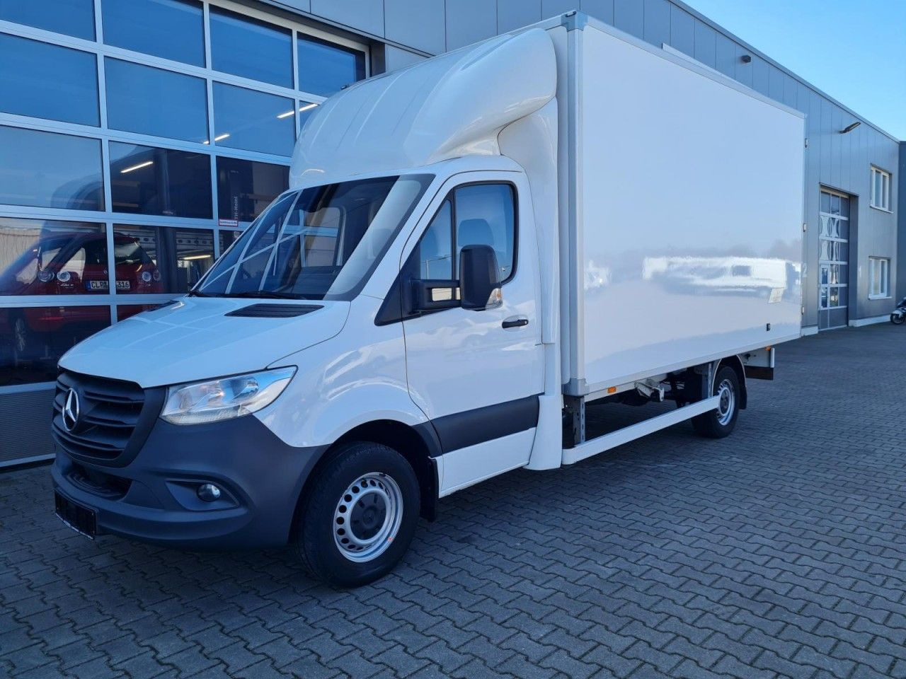 Mercedes-Benz Sprinter 315 CDi RWD Koffer LBW KLIMA TEMPOMAT - Van box: gambar 3 Mercedes-Benz Sprinter 315 CDi RWD Koffer LBW KLIMA TEMPOMAT - Van box: gambar 3