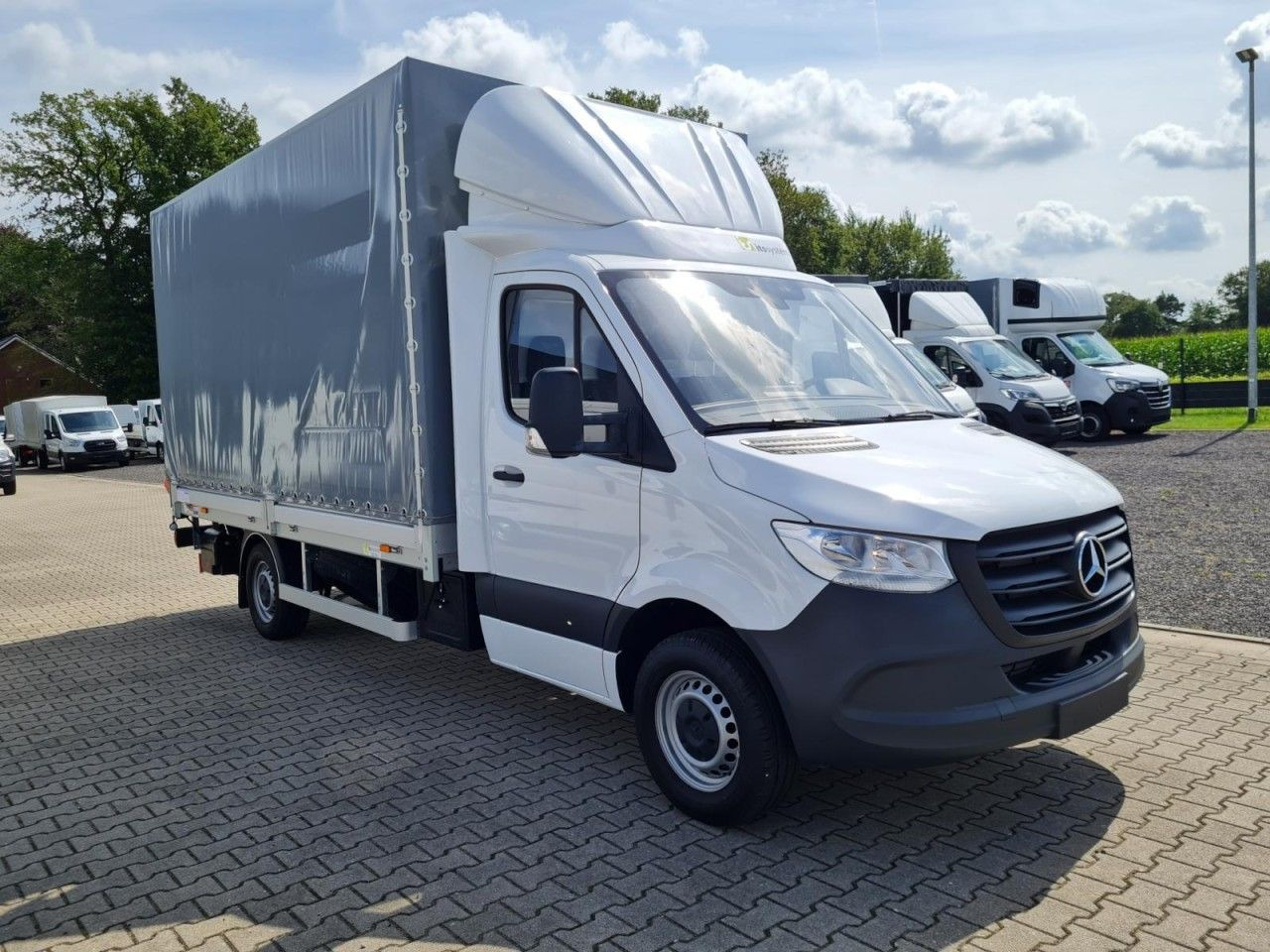 Mercedes-Benz Sprinter 315 Cdi Pritsche Schiebe Plane LBW KLIM - Van dengan terpal samping: gambar 4 Mercedes-Benz Sprinter 315 Cdi Pritsche Schiebe Plane LBW KLIM - Van dengan terpal samping: gambar 4