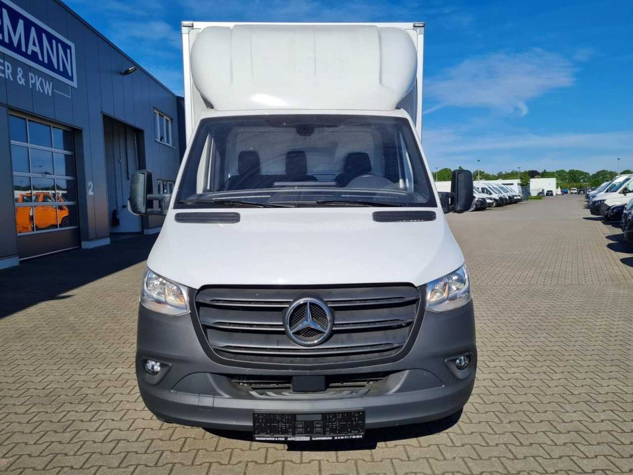 Mercedes-Benz Sprinter 315 Möbel Koffer RWD KLIMA KOMFORT TEMP - Van box: gambar 2 Mercedes-Benz Sprinter 315 Möbel Koffer RWD KLIMA KOMFORT TEMP - Van box: gambar 2