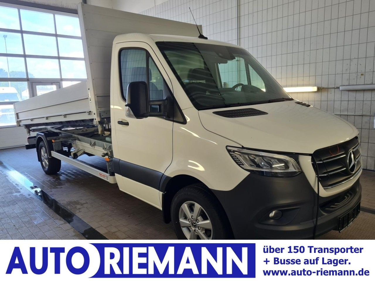 Mercedes-Benz Sprinter 317 CDI 3 Seiten kipper RWD AHK LED NAV - Van jungkit: gambar 1 Mercedes-Benz Sprinter 317 CDI 3 Seiten kipper RWD AHK LED NAV - Van jungkit: gambar 1