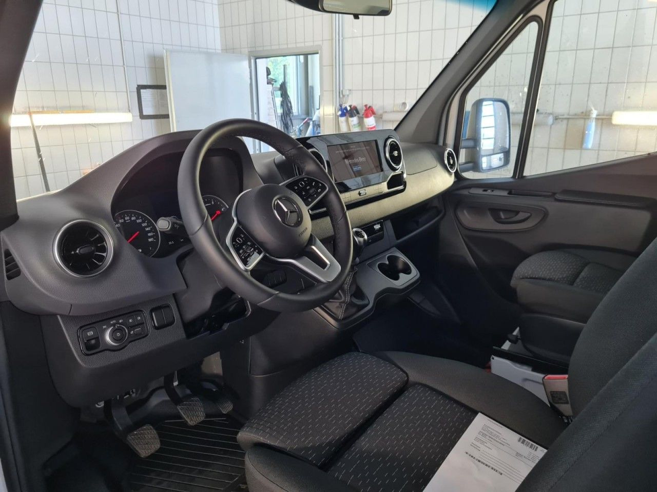 Mercedes-Benz Sprinter 317 CDI 3 Seiten kipper RWD AHK LED NAV - Van jungkit: gambar 3 Mercedes-Benz Sprinter 317 CDI 3 Seiten kipper RWD AHK LED NAV - Van jungkit: gambar 3