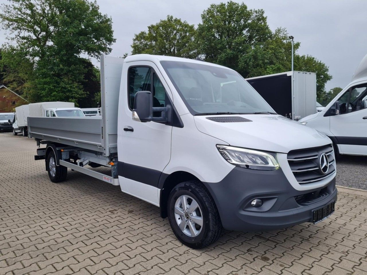 Mercedes-Benz Sprinter 317 CDI 3 Seiten kipper RWD AHK LED NAV - Van jungkit: gambar 5 Mercedes-Benz Sprinter 317 CDI 3 Seiten kipper RWD AHK LED NAV - Van jungkit: gambar 5