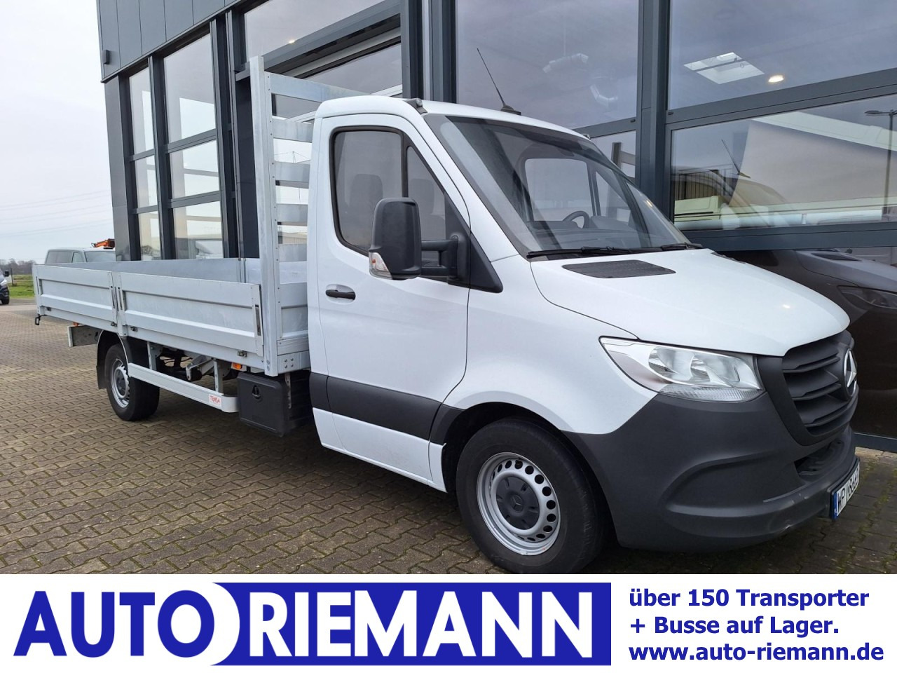 Mercedes-Benz Sprinter 317 CDI Pritsche L4 RWD AHK KLIMA TEMPOMAT - Van flatbed: gambar 1 Mercedes-Benz Sprinter 317 CDI Pritsche L4 RWD AHK KLIMA TEMPOMAT - Van flatbed: gambar 1