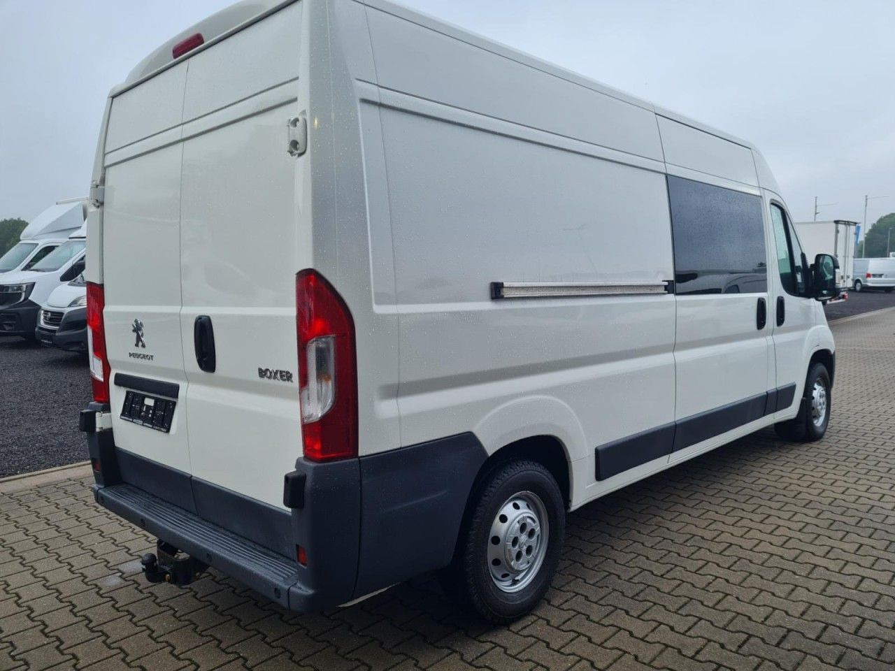 Peugeot Boxer Kasten L3H2 Doka 6-Sitze AHK PDC KLIMA - Van kecil, Van kombi: gambar 4 Peugeot Boxer Kasten L3H2 Doka 6-Sitze AHK PDC KLIMA - Van kecil, Van kombi: gambar 4