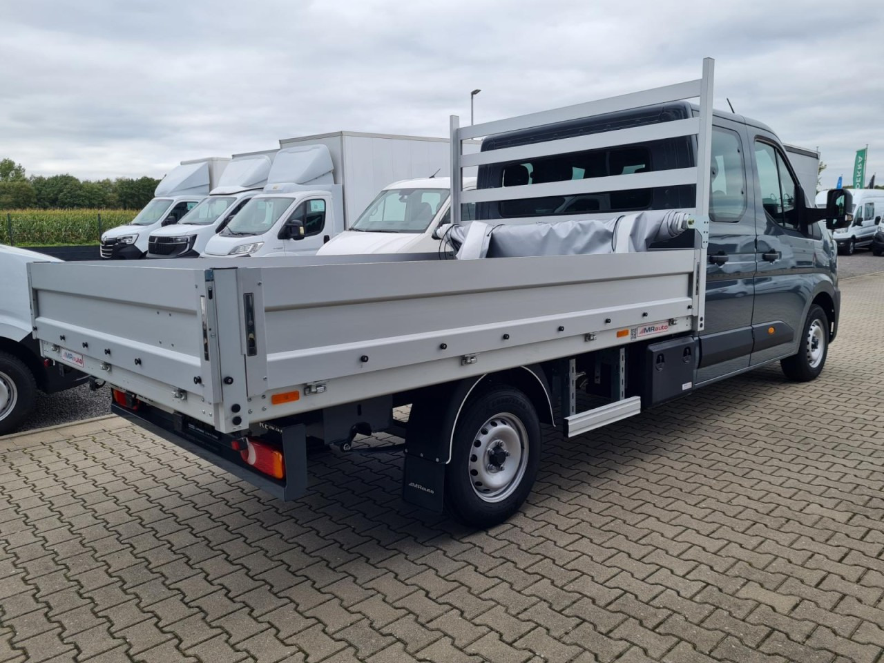 Renault Master 35 New Doka lang L3 AG Klima Komfort Tempomat - Van flatbed, Van kombi: gambar 4 Renault Master 35 New Doka lang L3 AG Klima Komfort Tempomat - Van flatbed, Van kombi: gambar 4