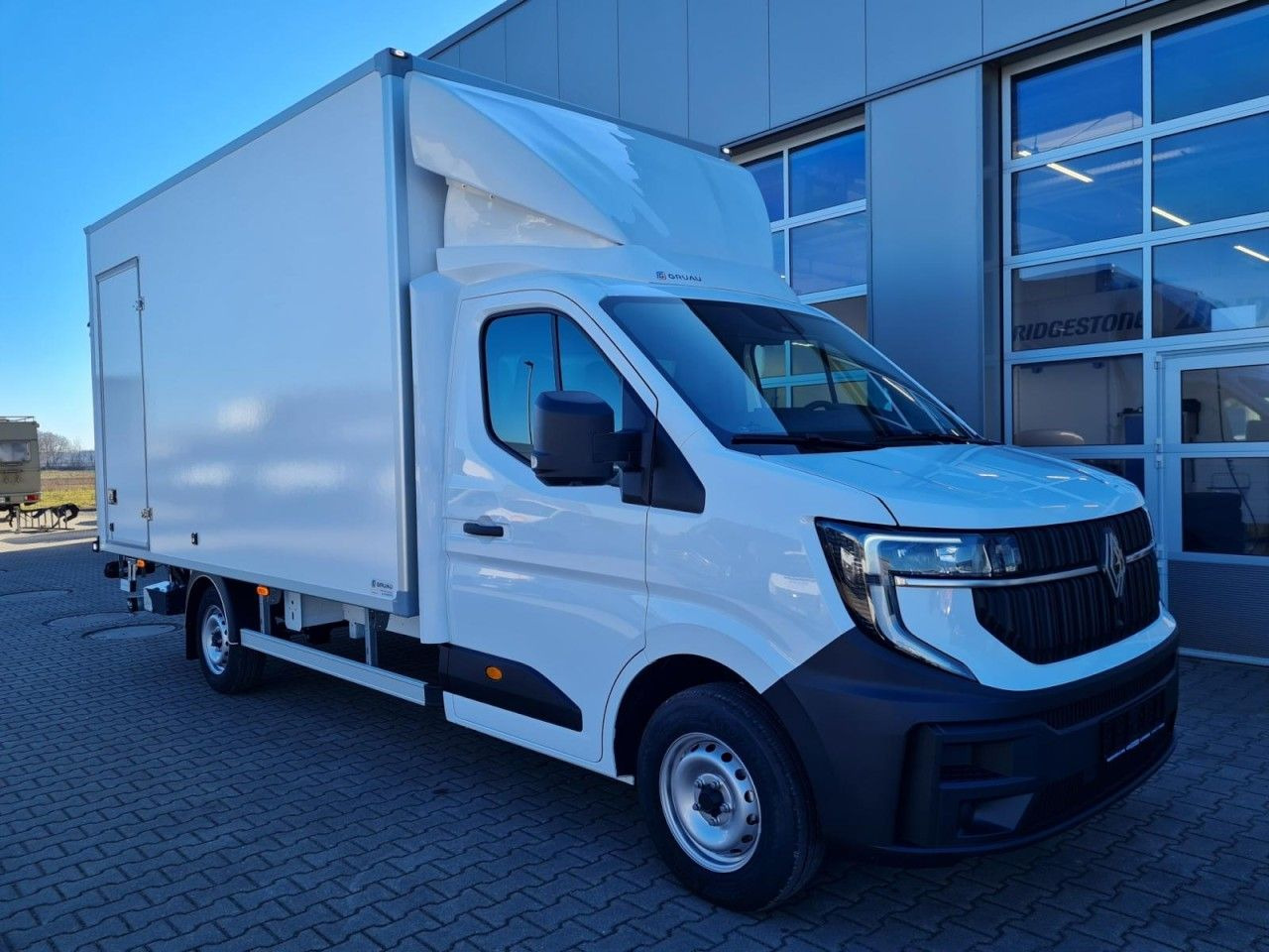 Renault Master 35 New Möbel Koffer LBW KLIMA TEMPOMAT - Van box: gambar 3 Renault Master 35 New Möbel Koffer LBW KLIMA TEMPOMAT - Van box: gambar 3