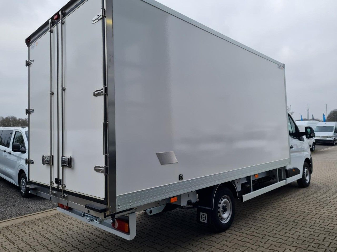 Renault Master 35 New Möbel Koffer LF 4.80m KLIMA TEMPOM - Van box: gambar 4 Renault Master 35 New Möbel Koffer LF 4.80m KLIMA TEMPOM - Van box: gambar 4
