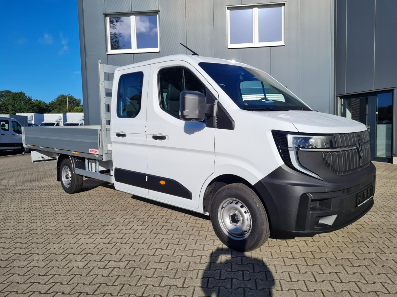 Renault Master New 3,5t Doka dCi 170 L3H1 Lang - Van flatbed, Van kombi: gambar 3 Renault Master New 3,5t Doka dCi 170 L3H1 Lang - Van flatbed, Van kombi: gambar 3
