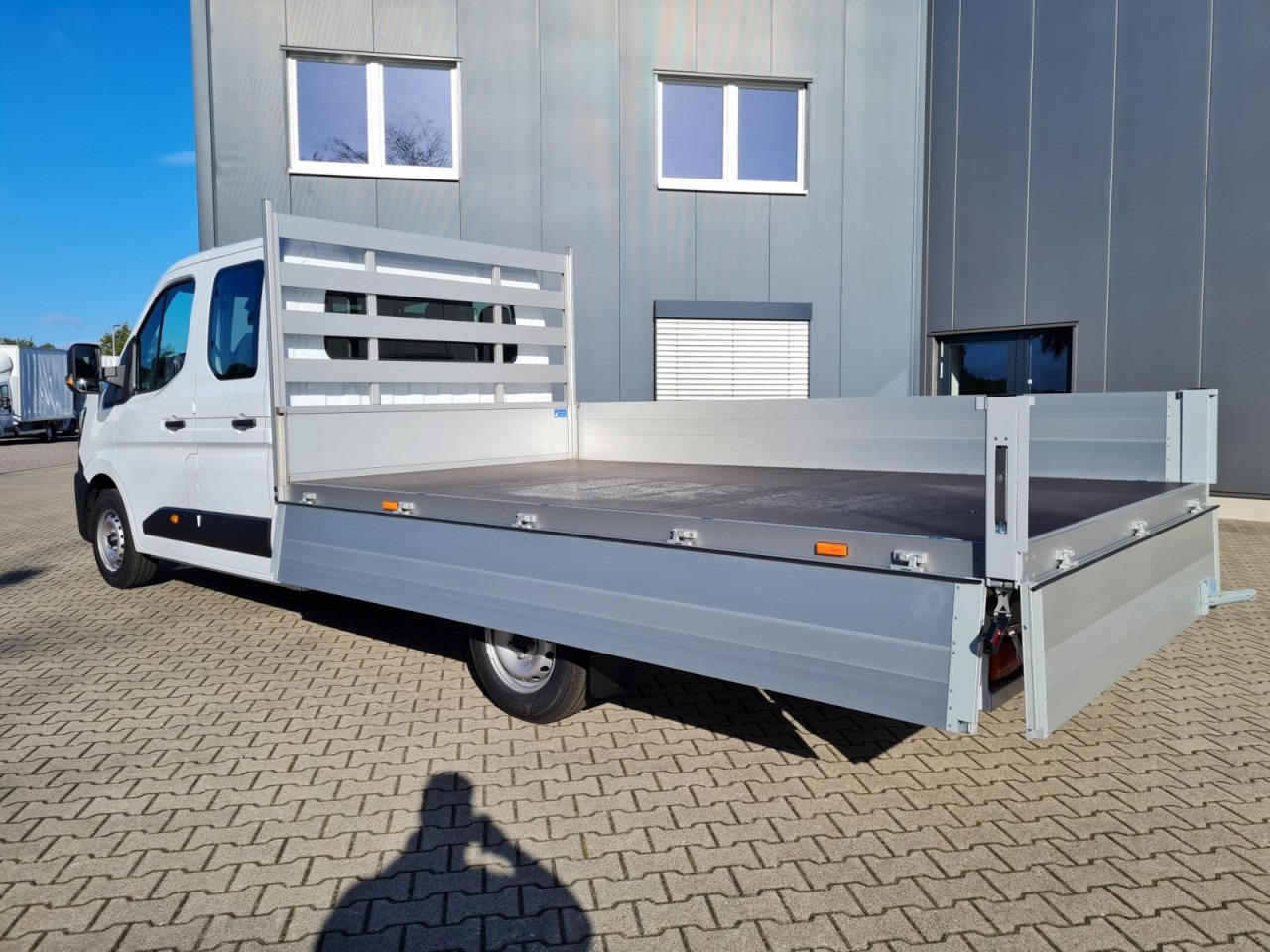 Renault Master New 3,5t Doka dCi 170 L3H1 Lang - Van flatbed, Van kombi: gambar 4 Renault Master New 3,5t Doka dCi 170 L3H1 Lang - Van flatbed, Van kombi: gambar 4