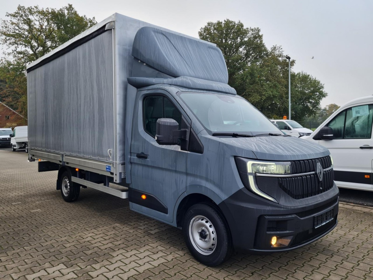 Renault Master Pritsche Schiebe Plane 10 Pal. LUFTFEDERUNG - Van dengan terpal samping: gambar 4 Renault Master Pritsche Schiebe Plane 10 Pal. LUFTFEDERUNG - Van dengan terpal samping: gambar 4