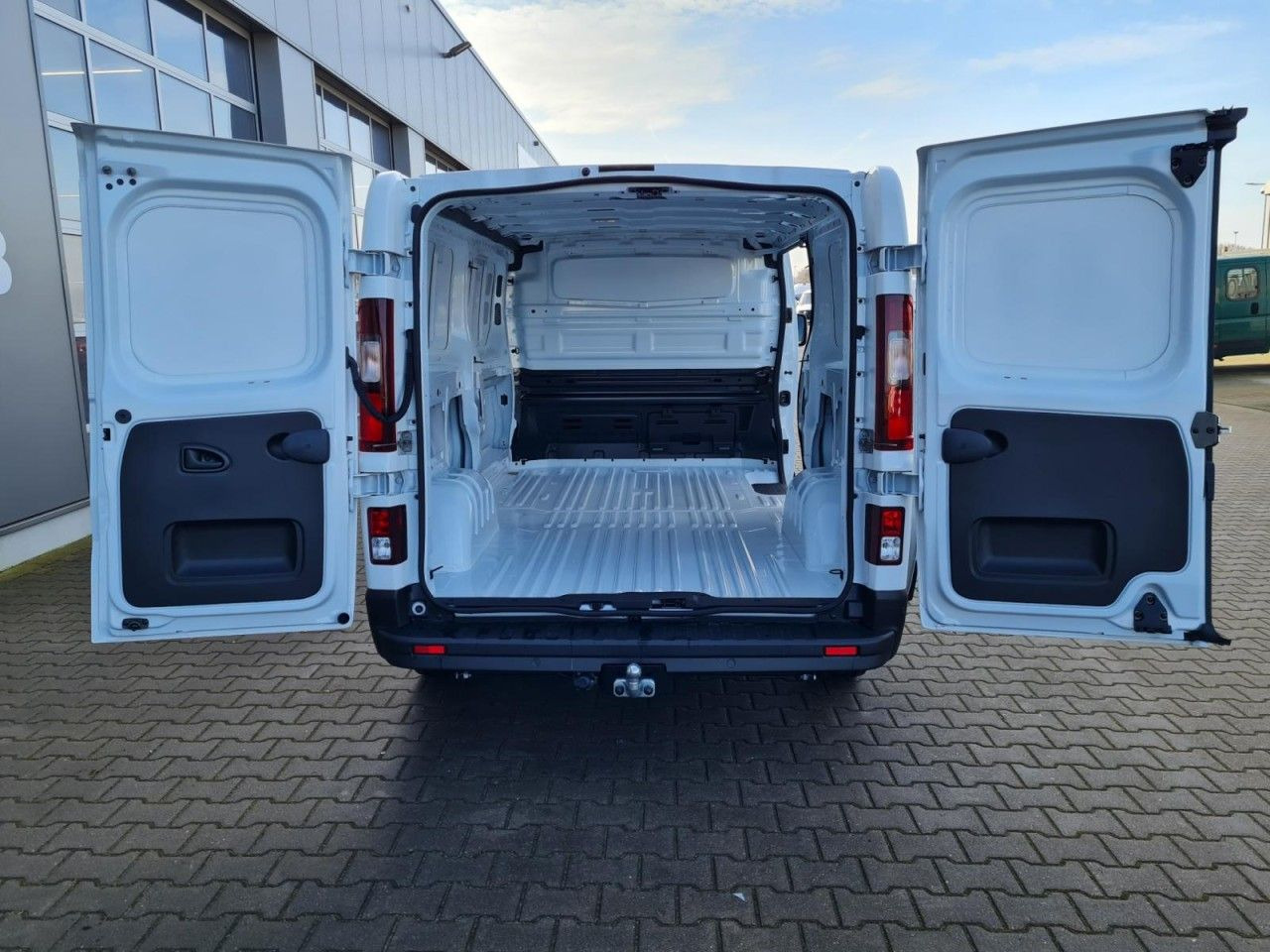 Renault Trafic Kasten L2 Advance AHK KLIMA LED PDC TEMPO - Van kecil: gambar 5 Renault Trafic Kasten L2 Advance AHK KLIMA LED PDC TEMPO - Van kecil: gambar 5