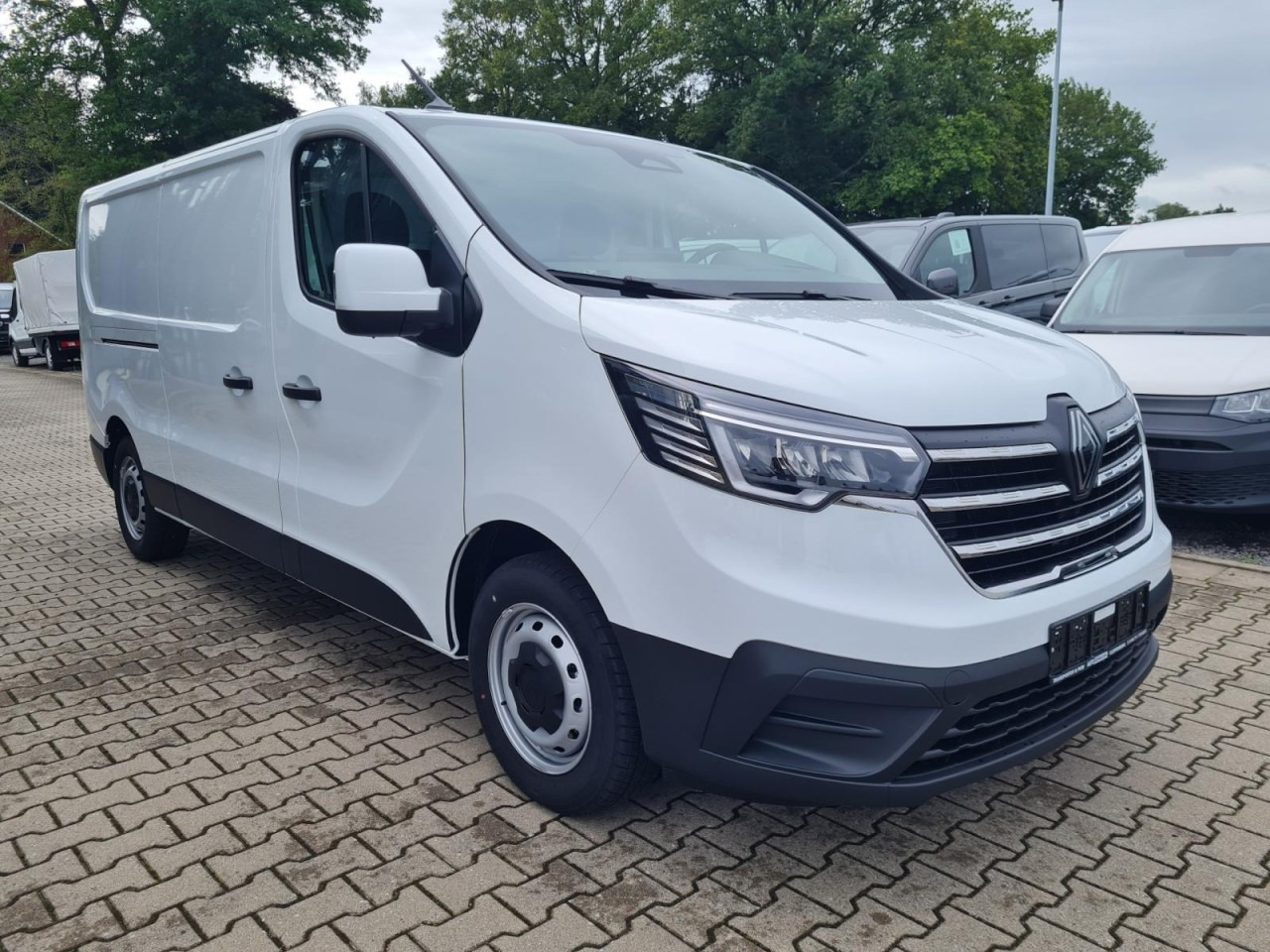Renault Trafic Kühlkasten 3.0t L2 KLIMA LED NAVI/APP TEMPO - Van berpendingin: gambar 3 Renault Trafic Kühlkasten 3.0t L2 KLIMA LED NAVI/APP TEMPO - Van berpendingin: gambar 3