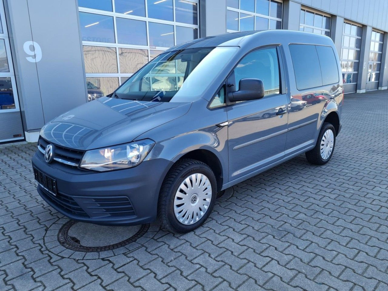 Volkswagen Caddy 4Motion TDi Kombi 5-Sitze REGALSYSTEM TEMP - Mobil: gambar 3 Volkswagen Caddy 4Motion TDi Kombi 5-Sitze REGALSYSTEM TEMP - Mobil: gambar 3