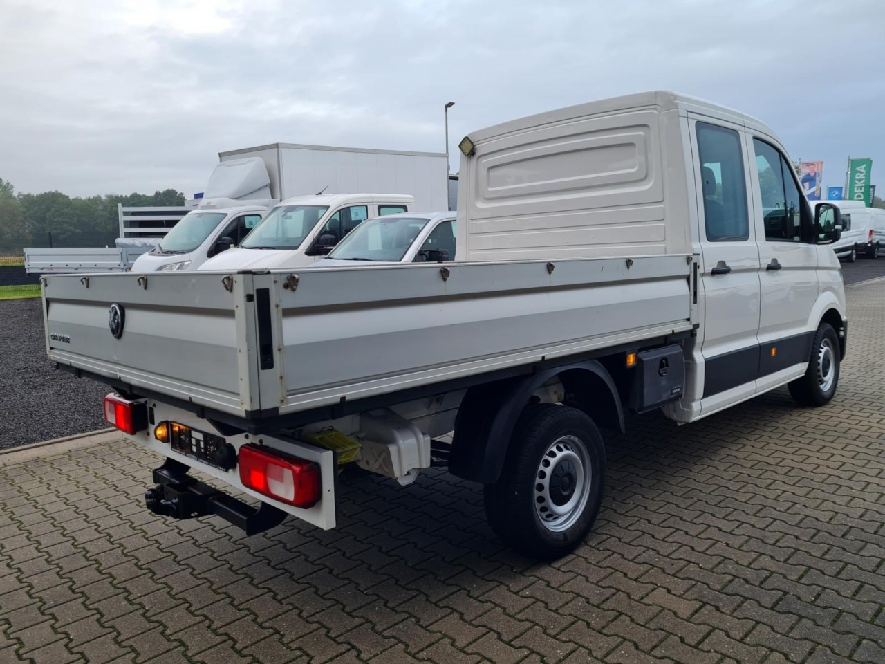 Volkswagen Crafter 35 Doka MR Pritsche AHK Klima 7 Sitzer - Van flatbed, Van kombi: gambar 5 Volkswagen Crafter 35 Doka MR Pritsche AHK Klima 7 Sitzer - Van flatbed, Van kombi: gambar 5