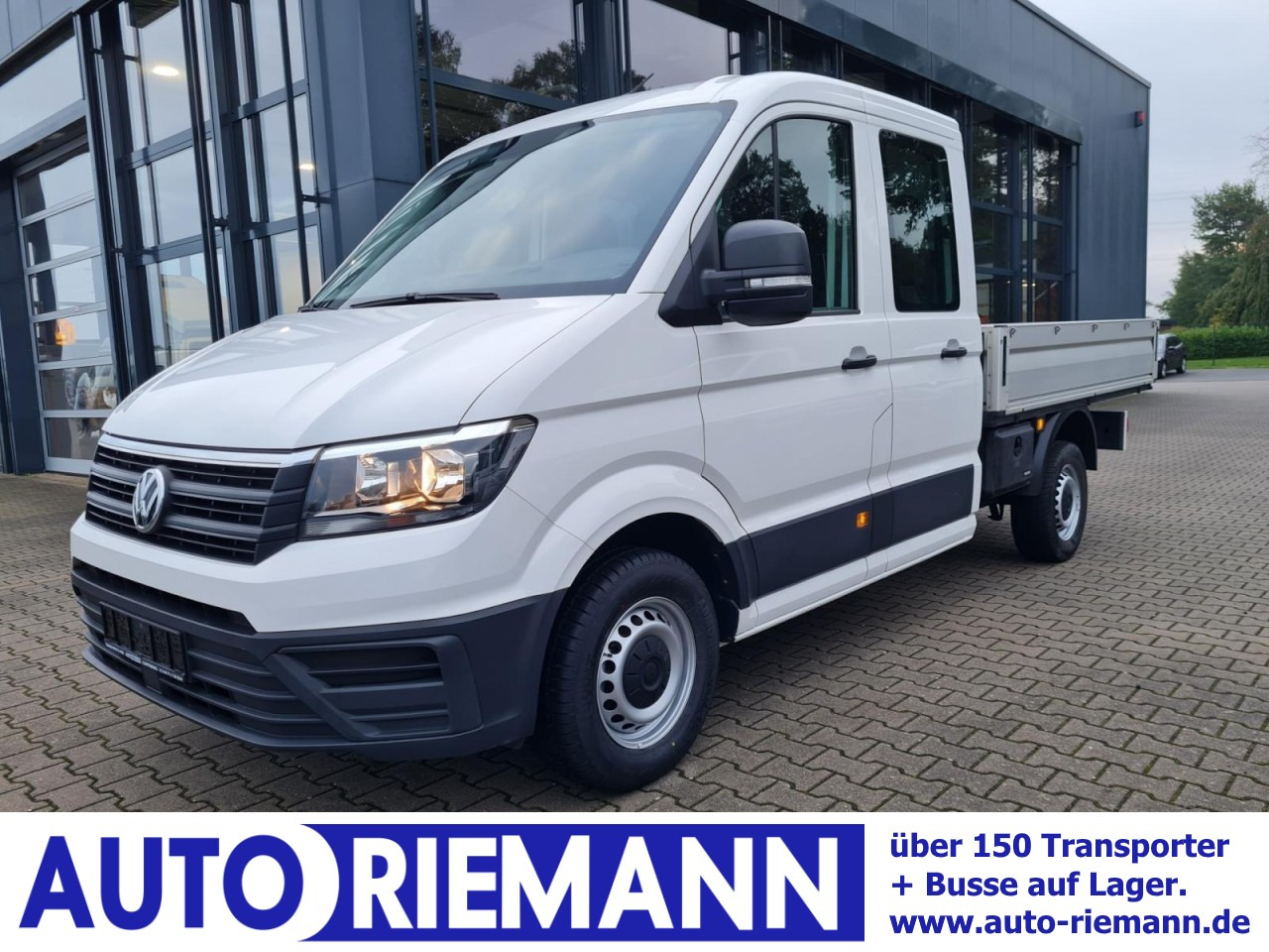 Volkswagen Crafter 35 Doka MR Pritsche AHK Klima 7 Sitzer - Van flatbed, Van kombi: gambar 1 Volkswagen Crafter 35 Doka MR Pritsche AHK Klima 7 Sitzer - Van flatbed, Van kombi: gambar 1