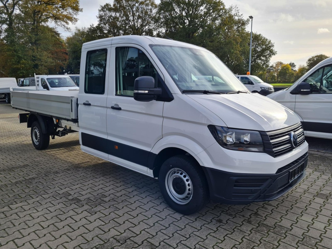 Volkswagen Crafter 35 Doka TDI L4 lang KLIMA TEMPOMAT - Van flatbed, Van kombi: gambar 3 Volkswagen Crafter 35 Doka TDI L4 lang KLIMA TEMPOMAT - Van flatbed, Van kombi: gambar 3